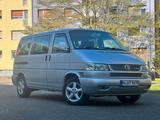 Volkswagen WV Multivan T4. - gebrauchte VW LT aus dem Jahr 2002