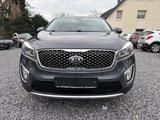 Kia Sorento Platinum Edition 4WD - Kia: Allradantrieb