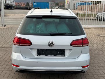 Volkswagen Golf - 4