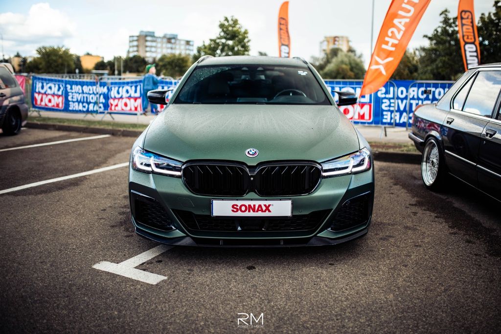 BMW 530