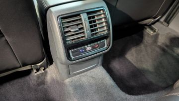 Volkswagen Passat 2.0 TDI Elegance ACC+KAM+MATRIX+AHK