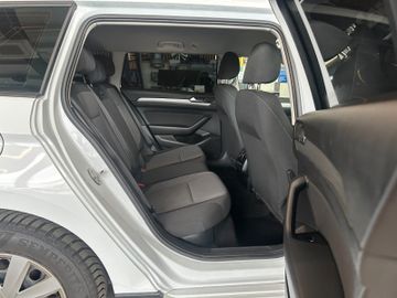 MYAUTOCENTER – Gebraucht- und Jahreswagen mit Werkstattservice in Pfaffenhofen Volkswagen Passat *AHK*ACC*KLIMAAUTO*LED*NAVI*1.HAND*