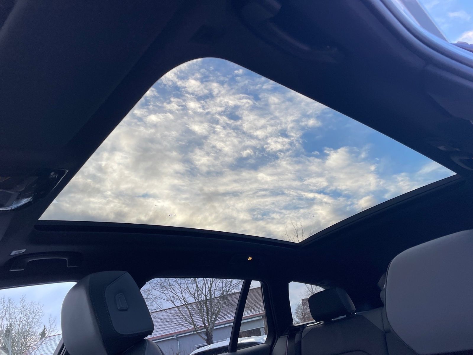 BMW i5 xDrive40 Tou Top ausgestattet -32% Nachlass foto 8
