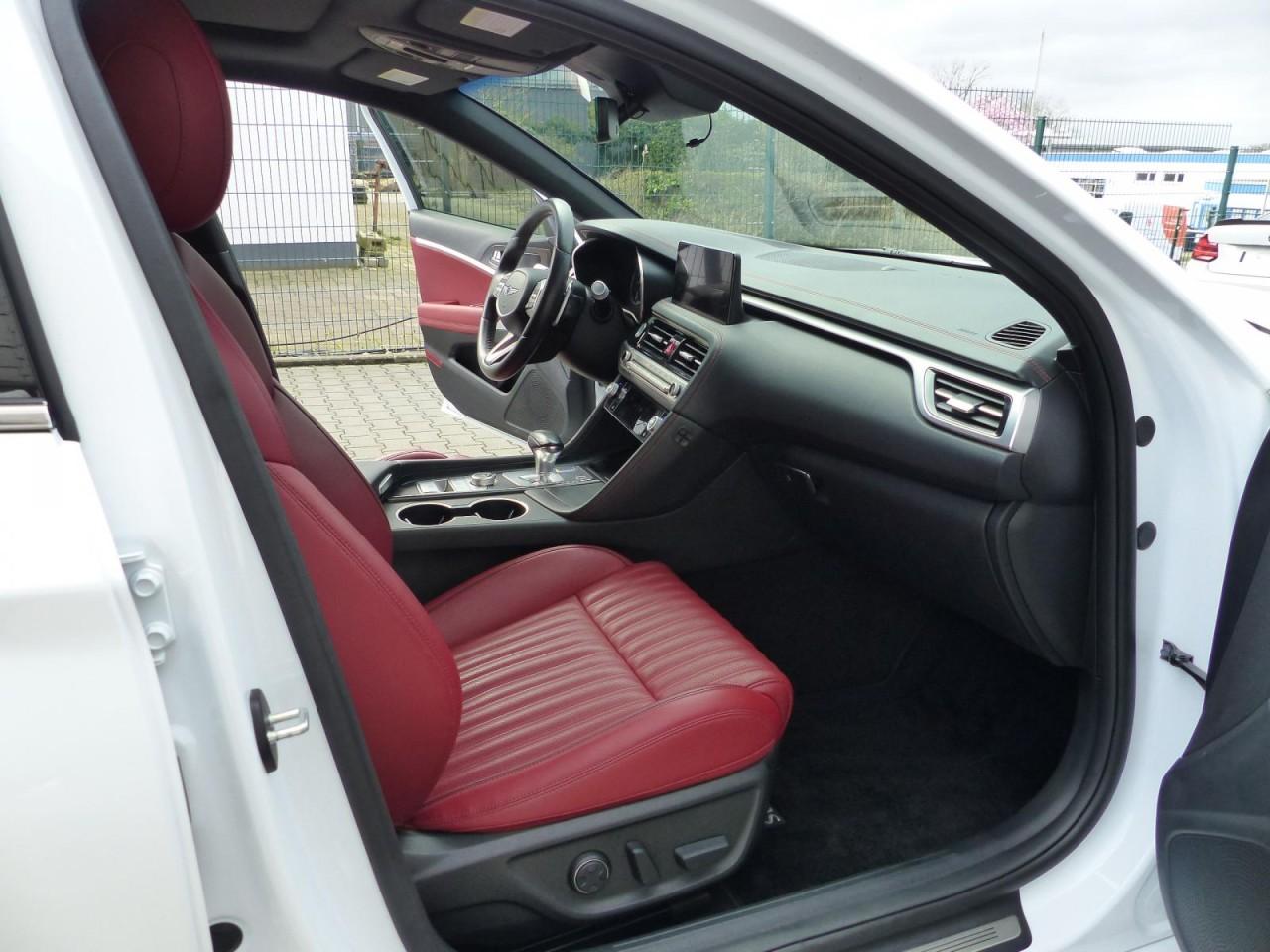 Genesis G70.ACC.AUT.KAMERA.PDC.LED.NAV.PDC.PANO Klima