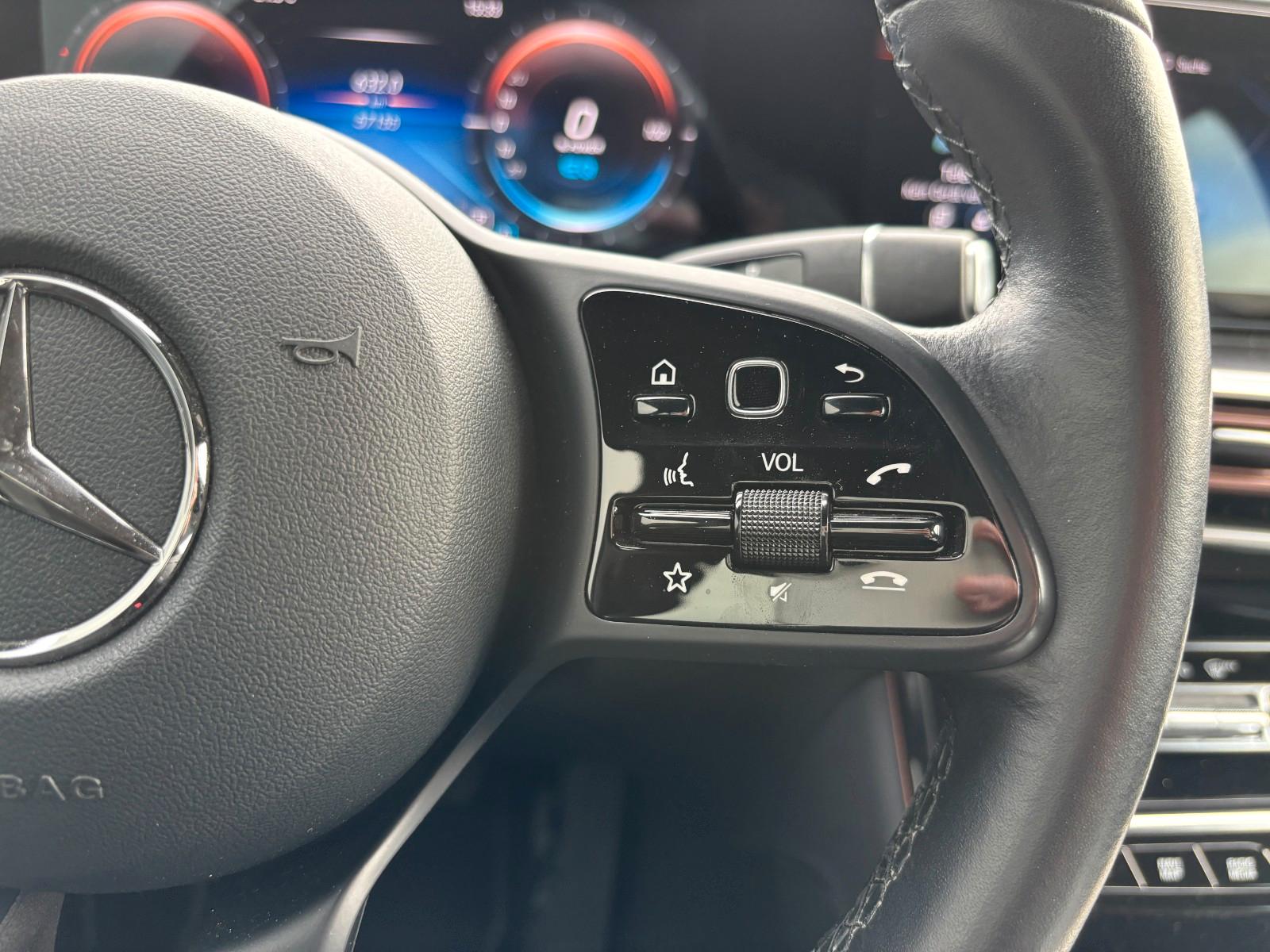 MERCEDES-BENZ EQC 400 4MATIC 408ch - MBUX - MULTIBEAM LED - CAMÉRA DE RECUL - NAVIGATION - APPLE CARPLAY