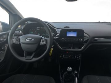 Ford Fiesta 1.1 Cool & Connect PDC+SpurH+KlimaA