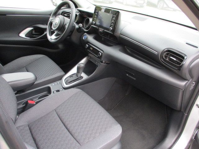 Fahrzeugabbildung Toyota Yaris Hybrid Team Deutschland