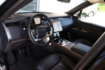 Land-Rover Range Rover - 2