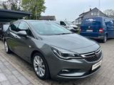 Opel Astra 1.6 D Innovation 100kW Navi Teil-Leder AP - Opel Astra mit Diesel-Antrieb: Limousine, 1.6