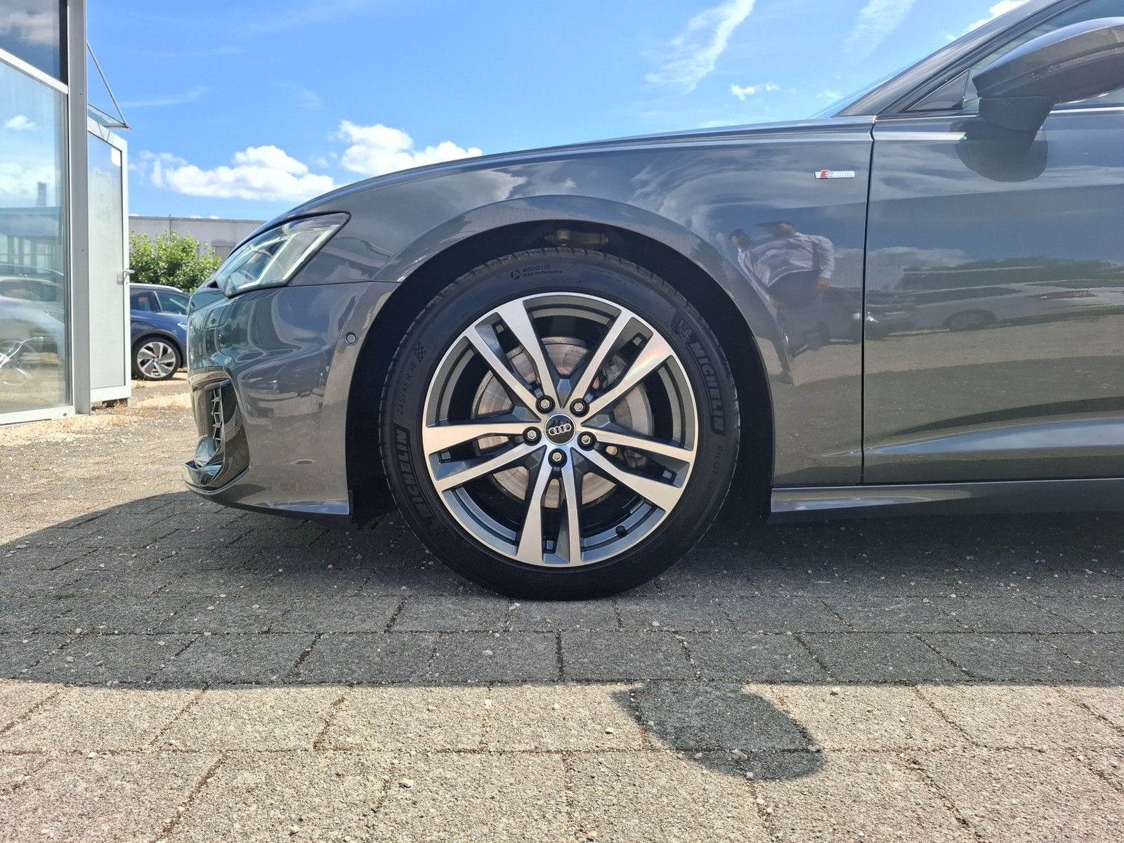 AUDI A6 Limousine 45 TFSI quattro S line AHK / LED / - Image 18