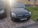 Toyota Avensis T25 - Toyota Avensis: Kombi, T25