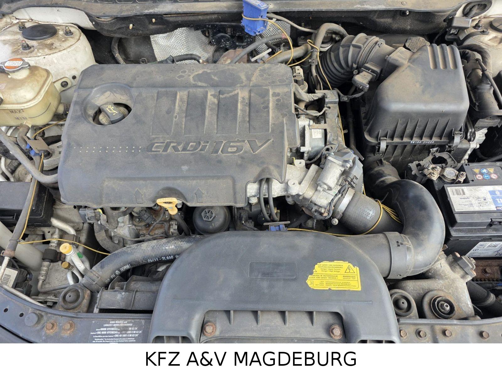 Hyundai i30 2012 — photo 12