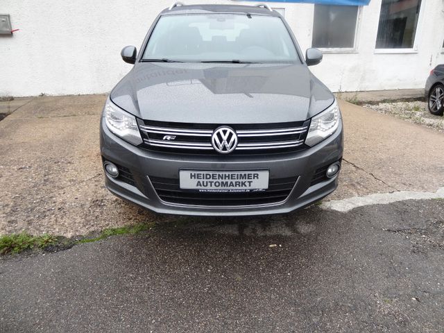 Fahrzeugabbildung Volkswagen Tiguan R-LINE/4Motion/1.Hd/Pano/AHK/Navi/SitzH/