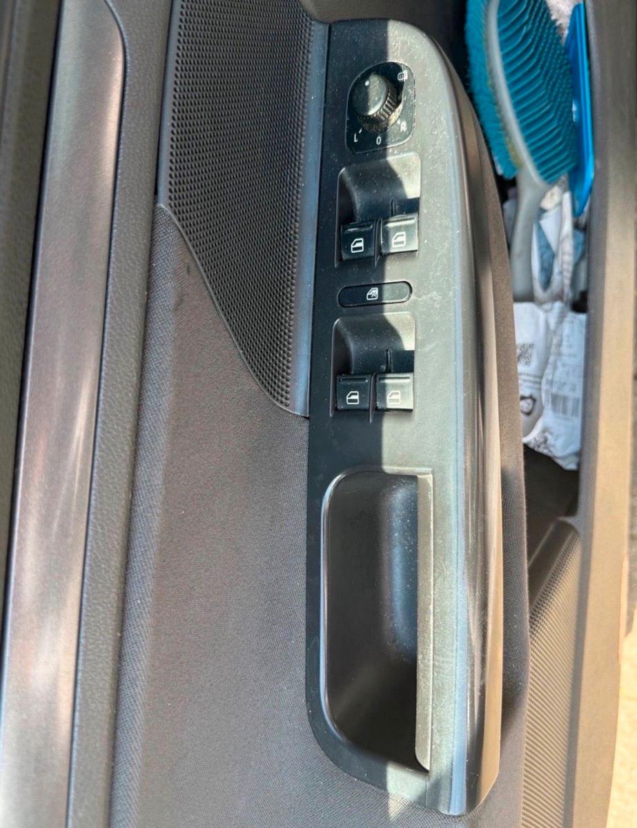 Volkswagen Golf 2008 — photo 12