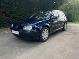 Volkswagen VW Golf IV - Volkswagen Golf aus 2000: Iv