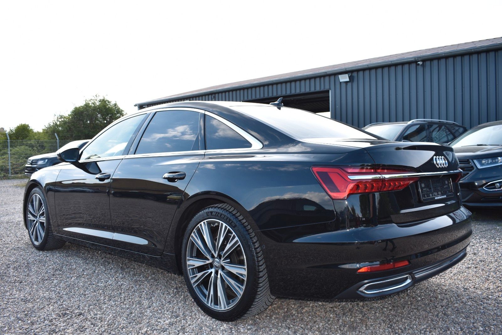 Fahrzeugabbildung Audi A6 55 TFSI quattro sport HUD Pano Standh. Nachts