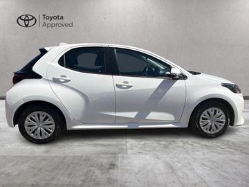 Toyota Yaris - 4