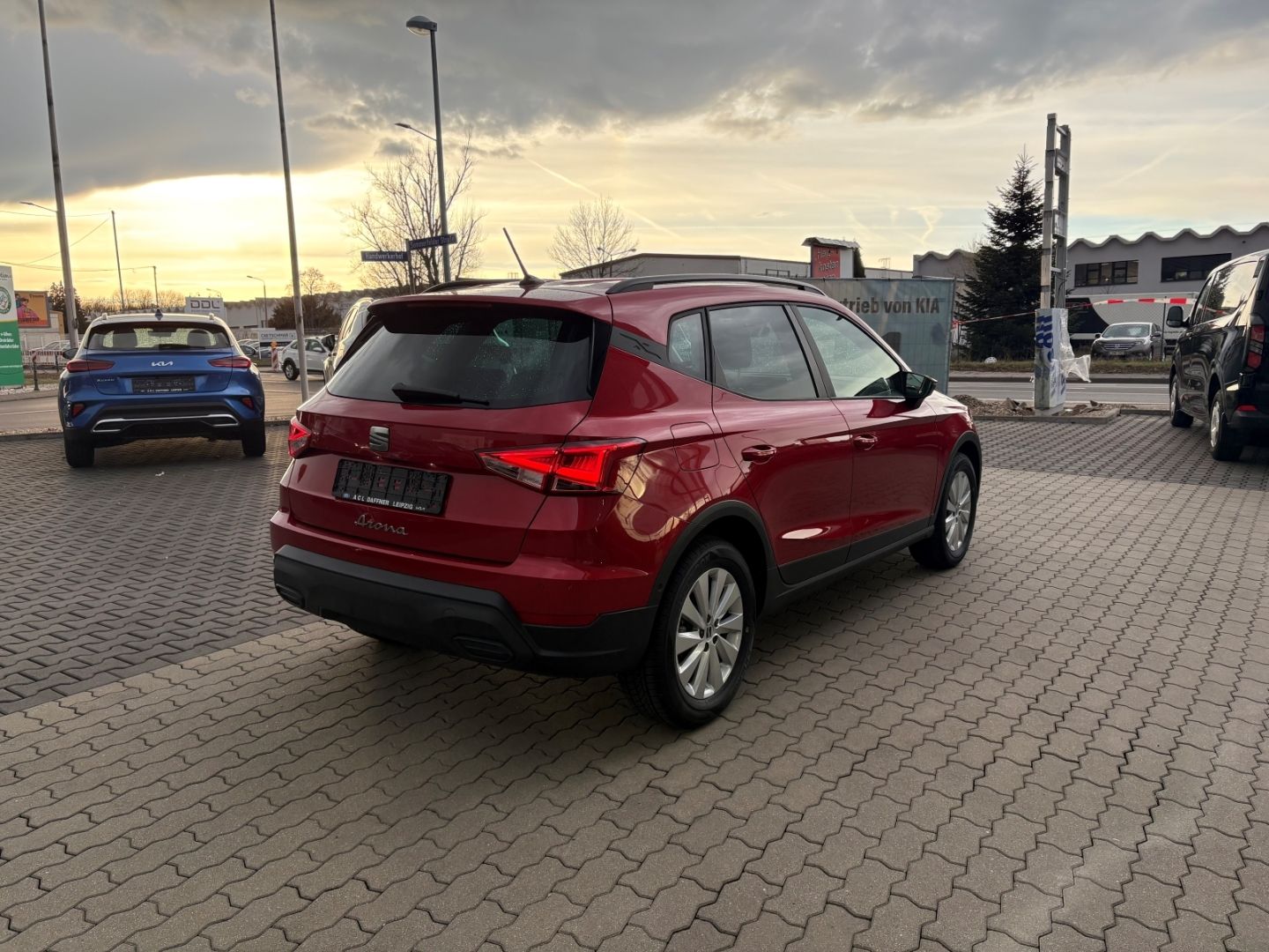 Fahrzeugabbildung SEAT Arona Style Navi Digitales Cockpit LED Sperrdif