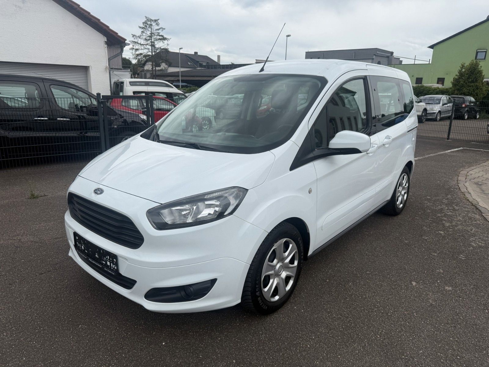FORD Tourneo Courier