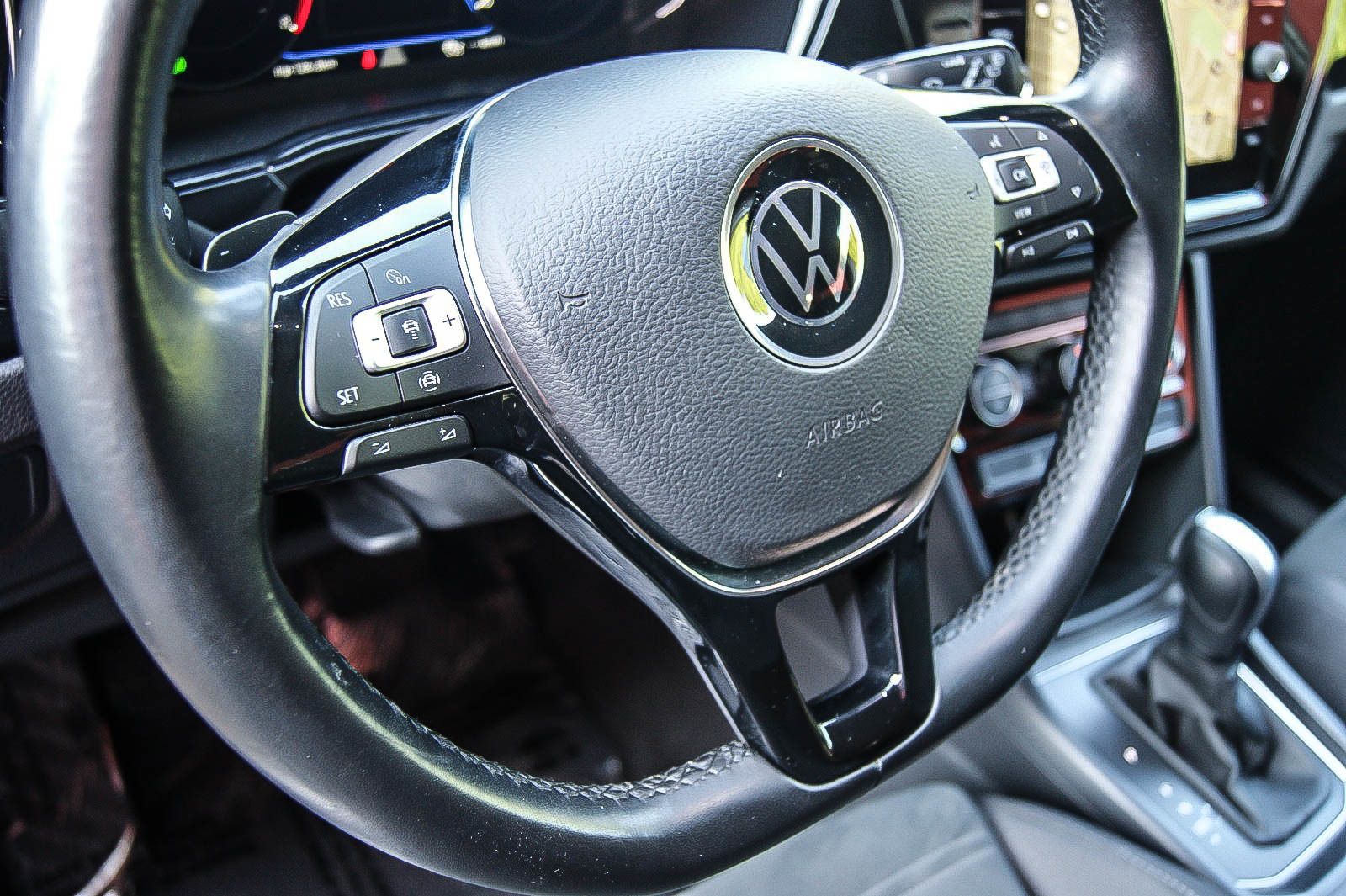 Fahrzeugabbildung Volkswagen Touran 15TSI Comfort DSG 7-SITZER VIRTUAL ANHZV