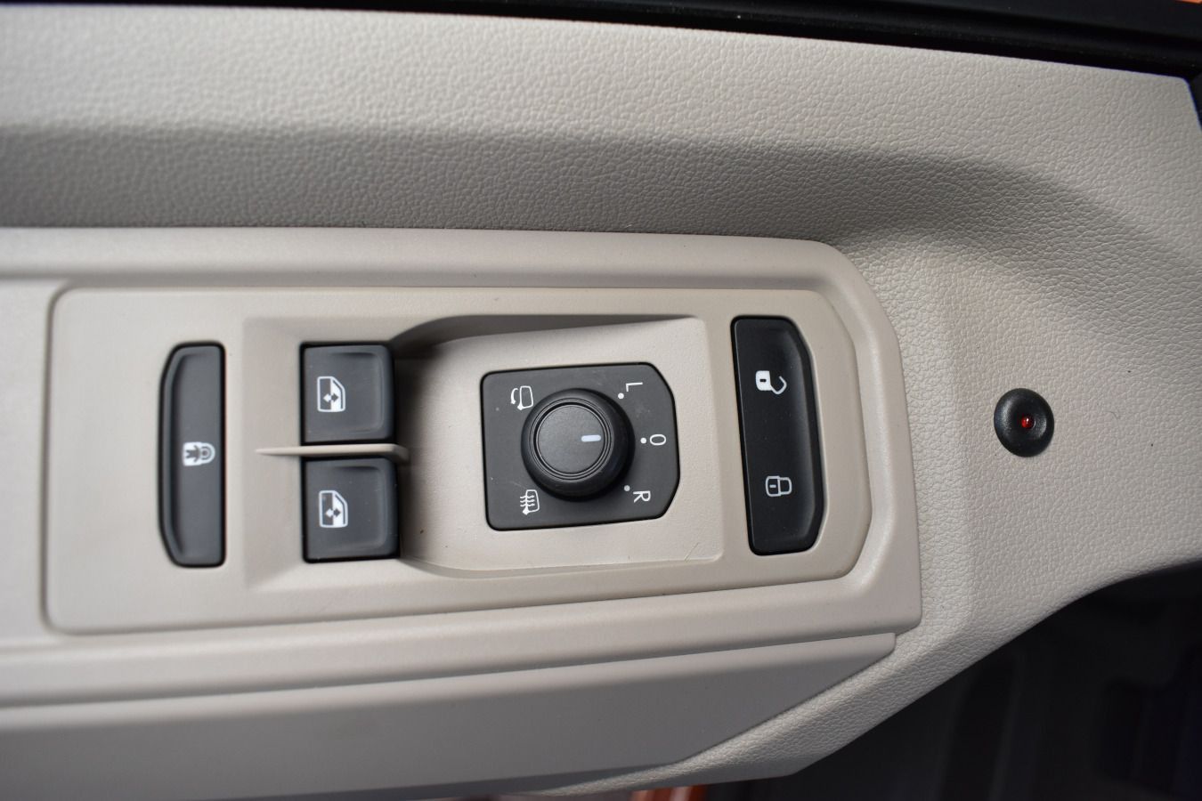 Volkswagen T7 Multivan - Bild 10