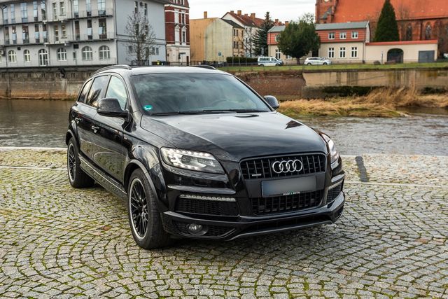 Audi Q7 3.0 TDI quattro 7-Sitze lufft sline bosse vol