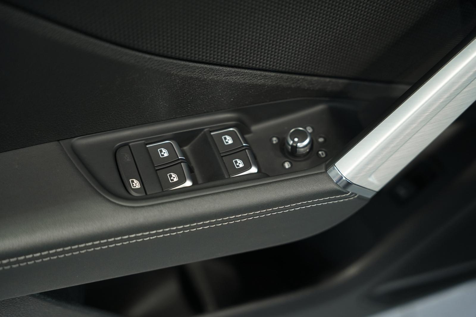 Audi Q2 40 TFSI q. S line *Virtual*Matrix*B&O*Leder, миниатюра 26