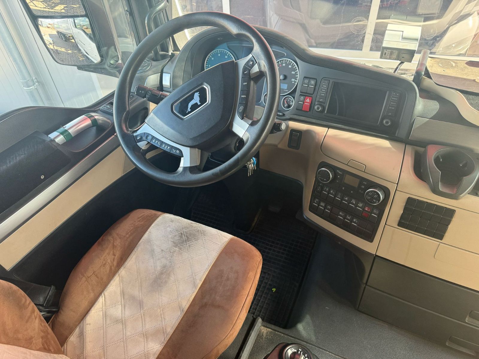 Fahrzeugabbildung MAN TGX 18.460 BL Kipphydraulik sehr sauber
