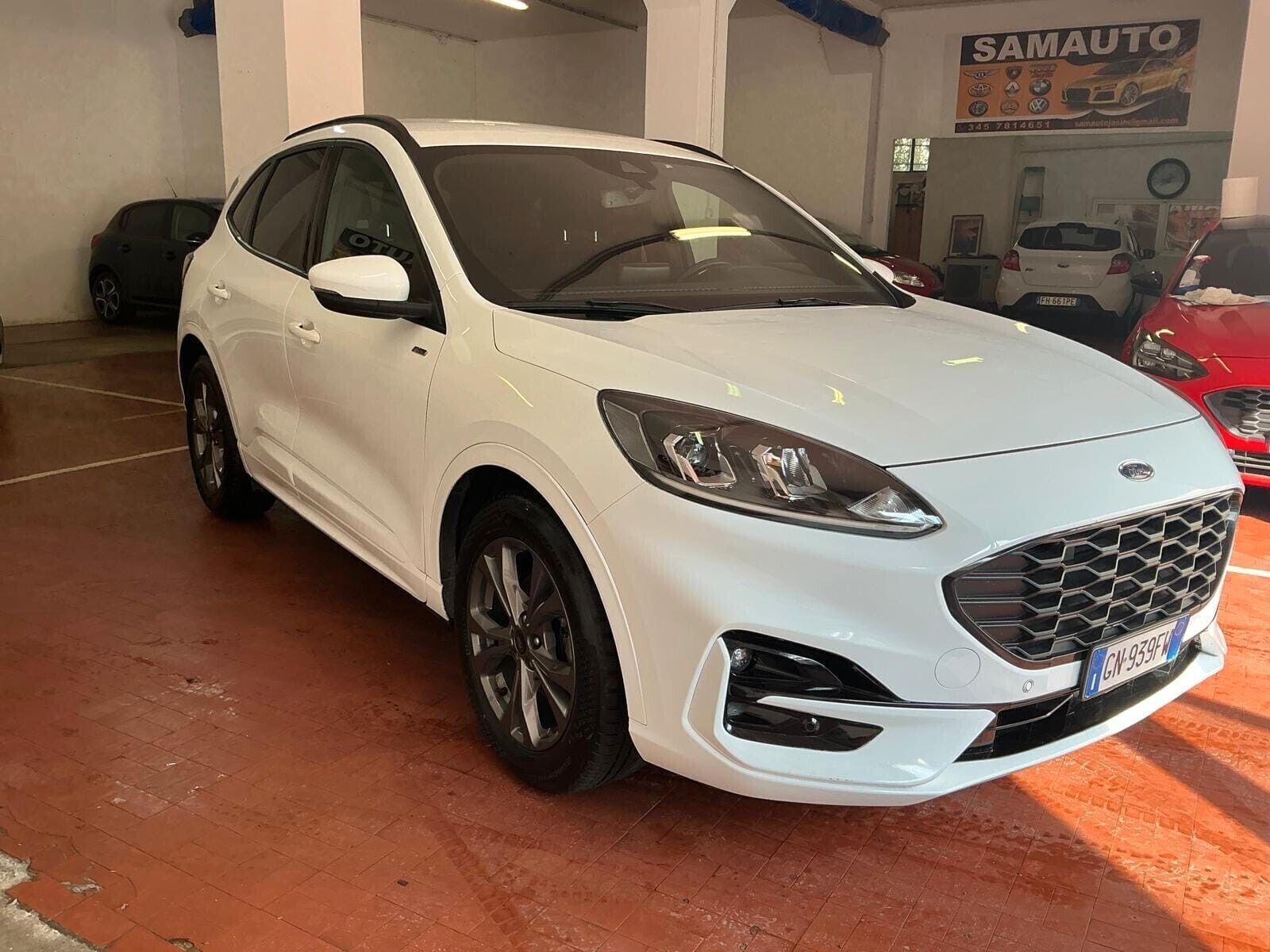 Ford Kuga 1.5 Diesel EcoBlue AUTOMATICO 2WD ST-L imagem 3