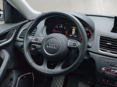 AUDI Q3 2.0 TDI quattro S tronic sport/Bose/AHK/DAB/