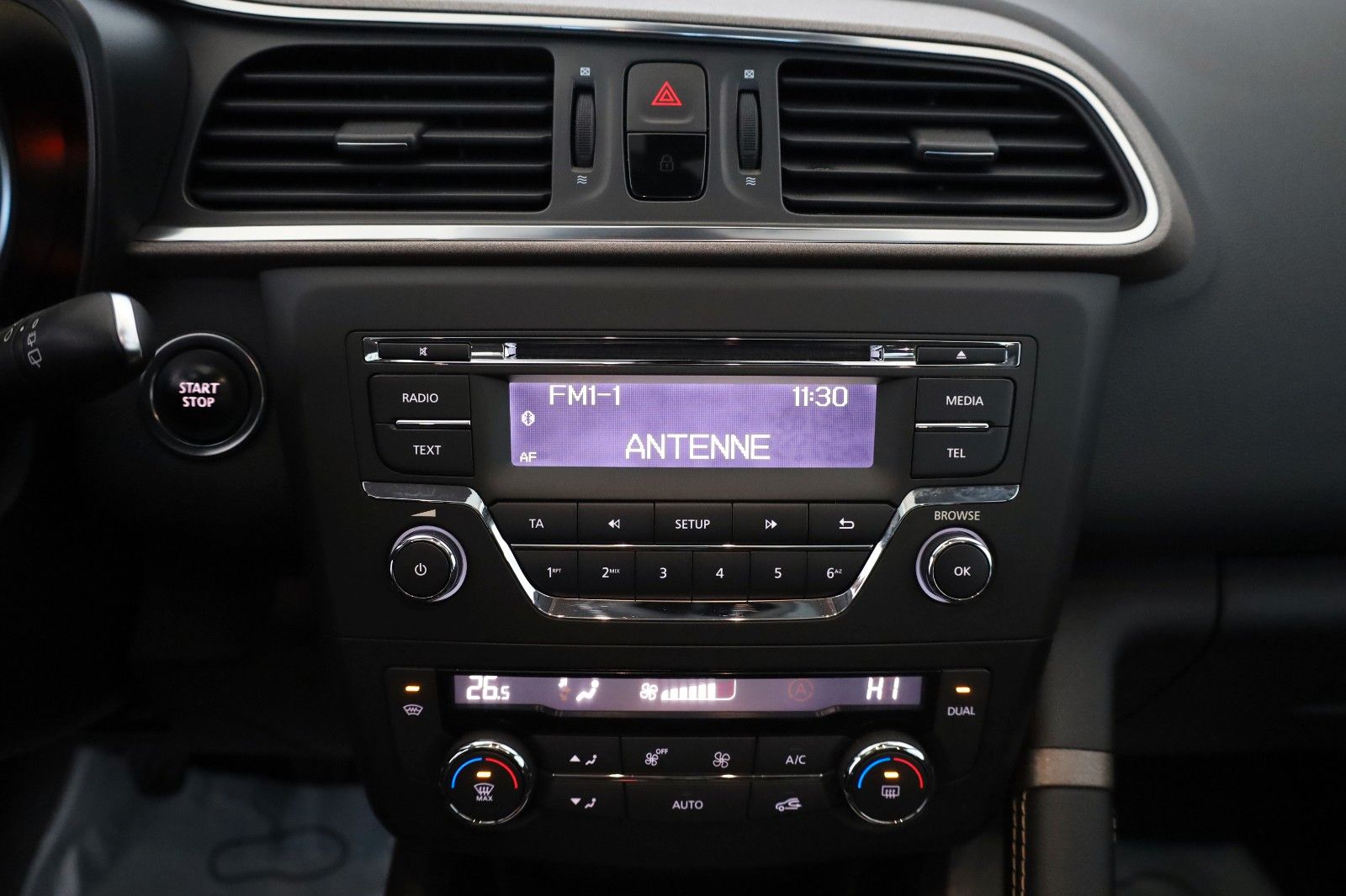 Fahrzeugabbildung Renault Kadjar XMOD,T.Leder,PDC,Panorama,8fach bereift