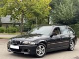 BMW 320i Automatik 6 Zylinder 170 ps - BMW 320 aus 2002: Kombi