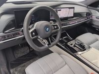 BMW 750 - Vorschau Bild 11