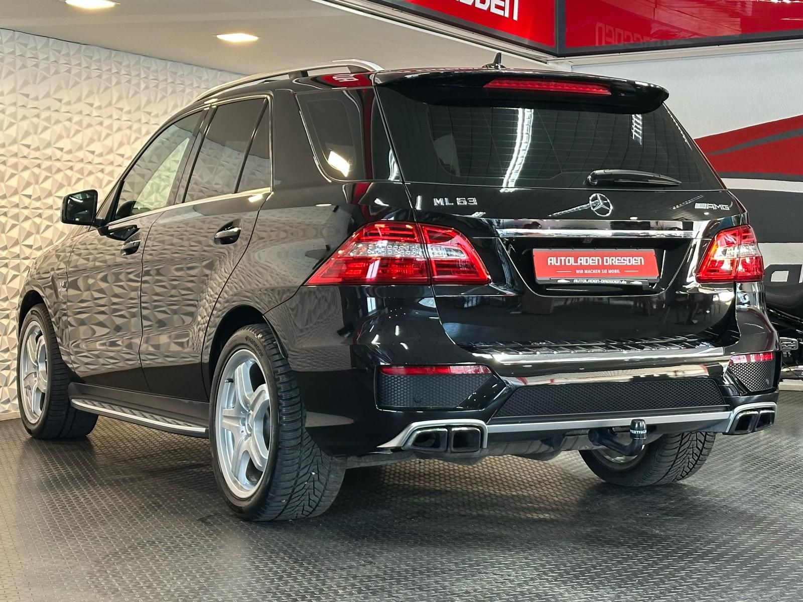 MERCEDES-BENZ ML 63 AMG 4M LED#AHK#SHZ#PANO#LUFT#CAM#TEMPO#NAV - Image 5