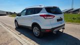 Ford Kuga 1,6 i 8fach bereift  - Ford Kuga: 1.6