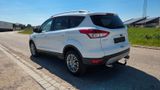Ford Kuga 1,6 i 8fach bereift  - Ford: Firmenfahrzeug