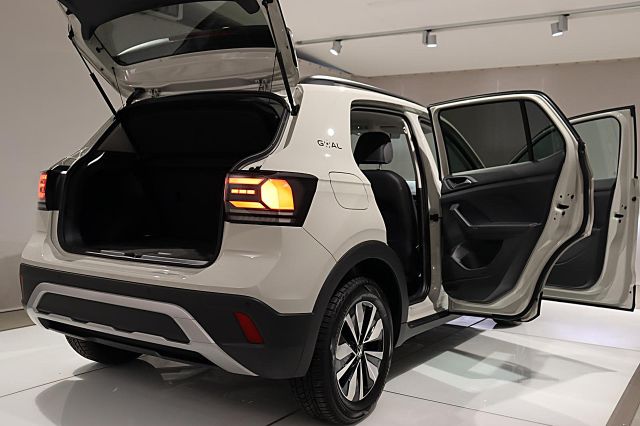 T-Cross GOAL 1.0 TSI ACC LED PDC TEMPOMAT Anschl