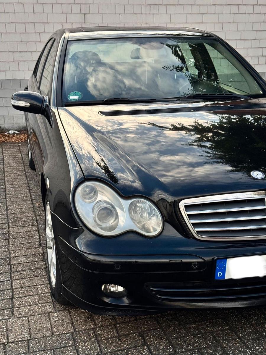 Mercedes-Benz C 200