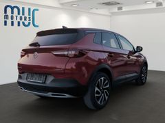 OPEL Grandland TurboD Innovation/Pano/LED/360°/Tempo.