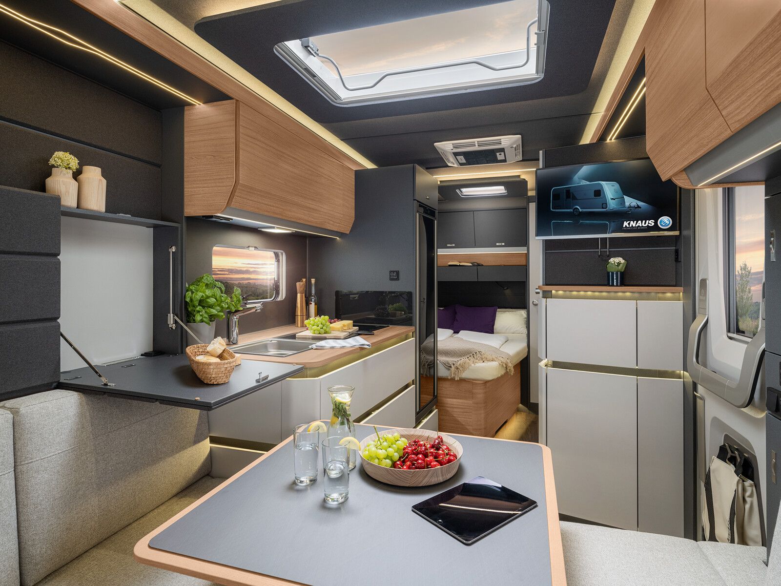 Fahrzeugabbildung Knaus Azur 500 FU C1-5