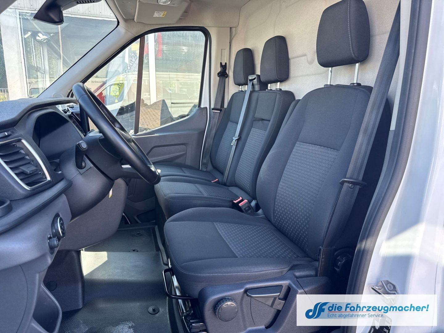 Fahrzeugabbildung Ford Transit Kasten 350 L2 Trend 2.0 TDCi DPF EU6d Kl