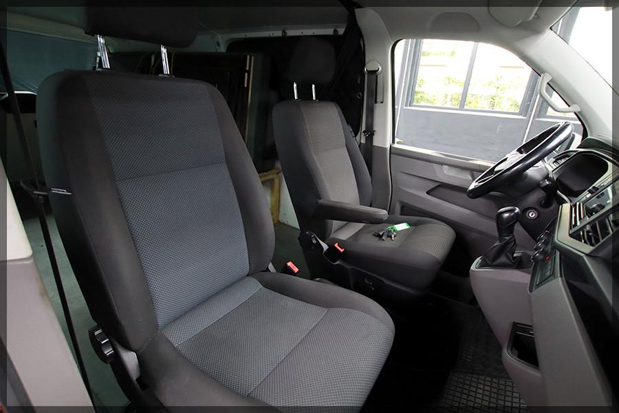 Volkswagen T6 Transporter VIRTUAL / PDC / BETT