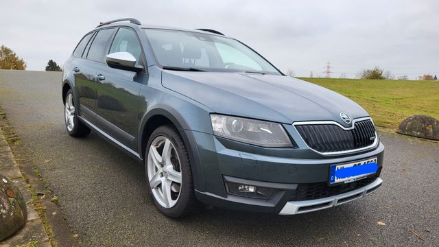 Skoda Octavia 2.0 TDI DSG 4x4 Scout Combi Scout