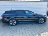 Skoda Superb Kombi Sportline 2.0 TSI DSG 4x4 *HUD*AHK* - Skoda Superb: Sport