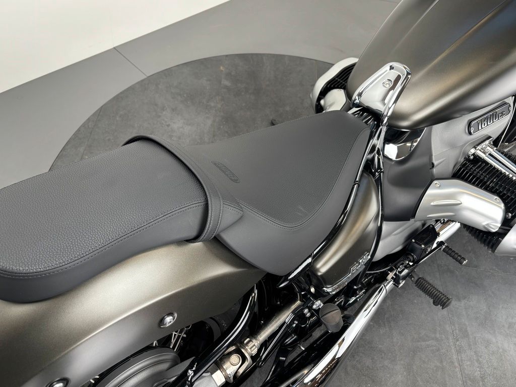 Fahrzeugabbildung BMW R18 *NEUWERTIG *MANHATTAN