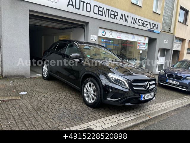 Mercedes-Benz GLA 180 1.Hand|Pano|Kamera|TotW|App|Xenon|Navi