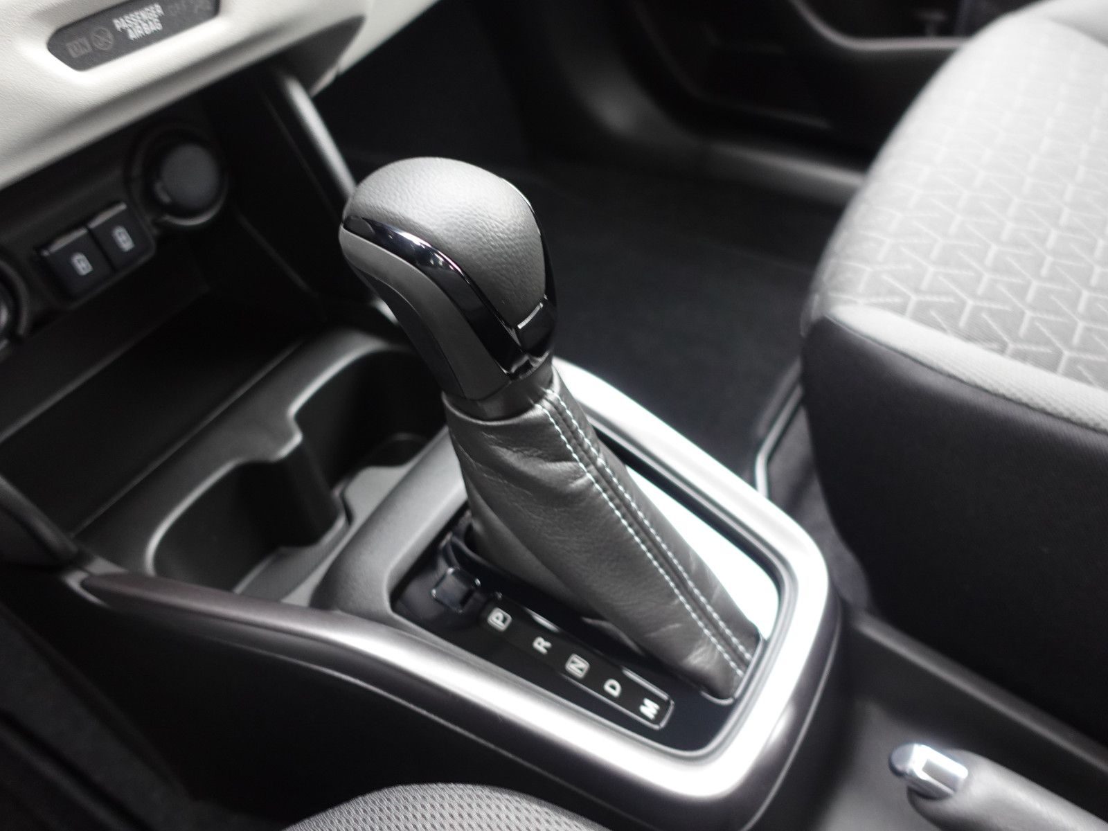 Fahrzeugabbildung Suzuki Swift Comfort+ 1.2 AUTOMATIK,Navi,Kamera,Sitzhzg