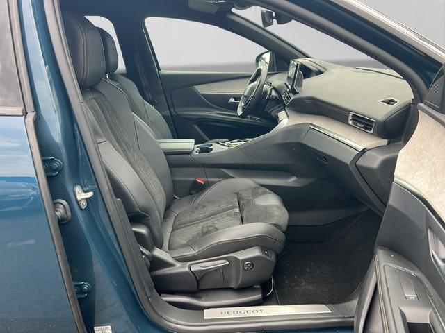 Peugeot 3008 GT 1.2 PT +ACC+MASSAGE+NAVI+CAM+CARPLAY+