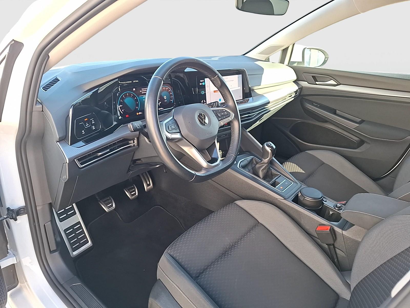 Volkswagen Golf VIII TSI Active LED Navi AID SHZ PDC, миниатюра 9
