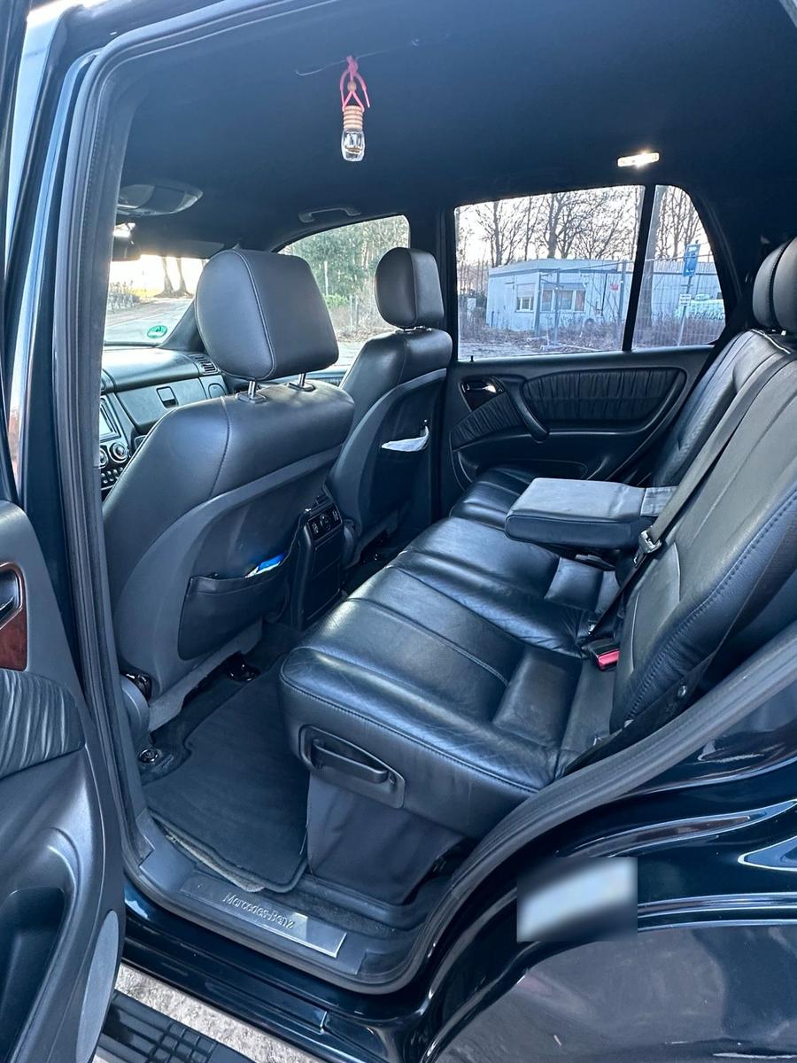 Mercedes-Benz ML270 2005 — photo 14